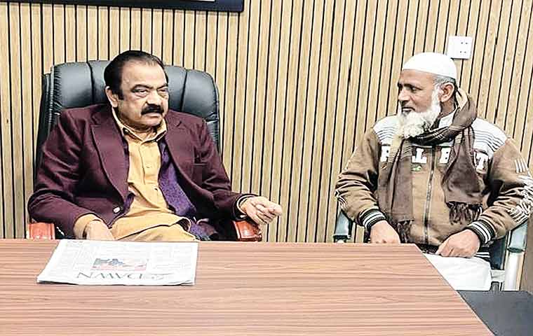 بلوچنی: ڈی ای او ایلیمنٹری  ایجوکیشن کی رانا ثنا اللہ سے ملاقات