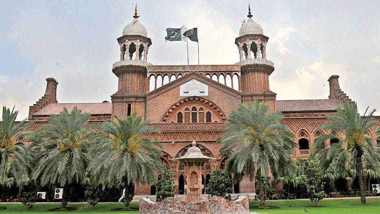  ہائیکورٹ کا پٹرول پمپ ڈی سیل  کرنیکا حکم ،محکمہ داخلہ سے جواب طلب 