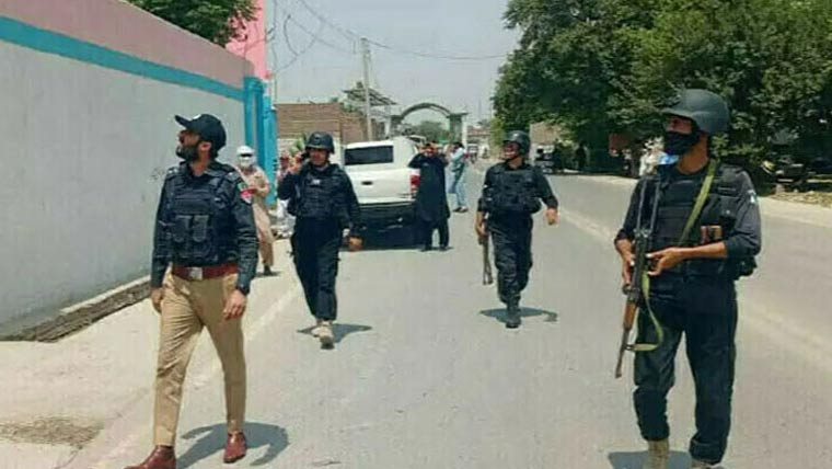 ڈی آئی خان :فائرنگ سے پولیس اہلکار سمیت 2 افراد جاں بحق