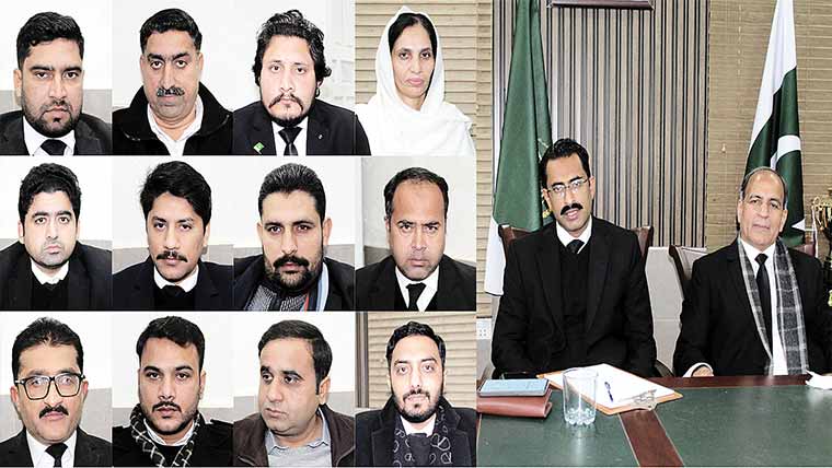 ڈسٹرکٹ بار ایسوسی ایشن گجرات کی نومنتخب کابینہ کا تعارفی اجلاس