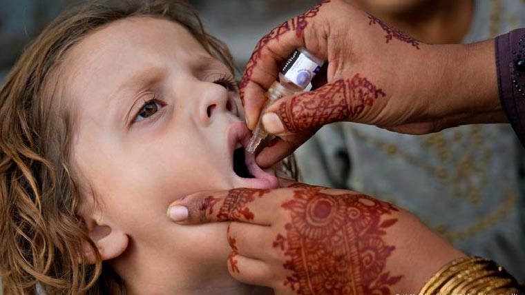 افغا ن سرحد سے نقل وحرکت محدود، پاکستان میں پولیو کیسز کم