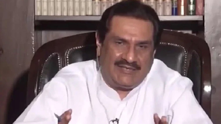 طیاروں کی فروخت،معاہدوں میں چین شامل ہوگا:وزیر دفاعی پیداوار 