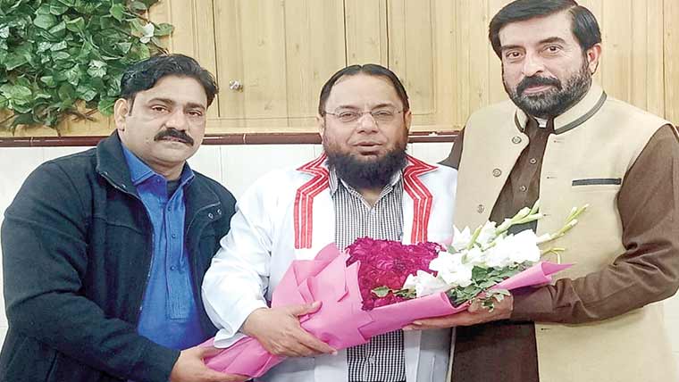 ڈاکٹر فیصل مسعود ٹیچنگ ہسپتال کے نئے  ایم ایس ڈاکٹر محمد سہیل خواجہ کو مبارکباد