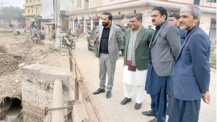 نالہ بھیڈ کی ری ماڈلنگ وسٹرکچرنگ کی جائیگی:فیصل اکرام 