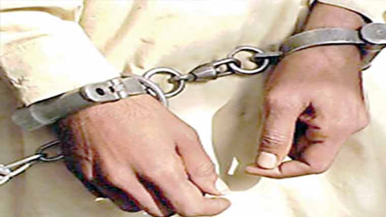 خواتین کی ویڈیوز بنانیوالا گرفتار