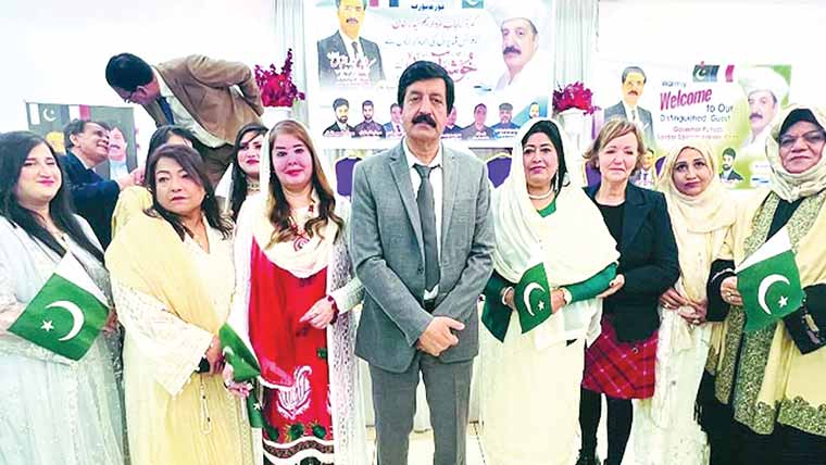 پیپلز پارٹی نے ہمیشہ ملک کو بحرانوں سے نکالا :گورنر پنجاب 