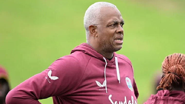 زمبابوے نے کورٹنی والش  کی خدمات حاصل کرلی