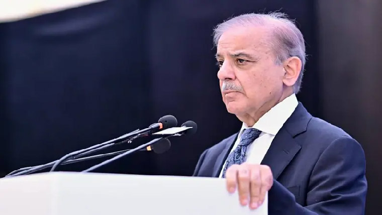 غزہ امن بورڈ میں شہباز شریف کو شمولیت کی دعوت:امن کیلئے کردار ادا کرتے رہیں گے:پاکستان امریکی انتظامیہ نے مسودہ60ممالک کو بھیج دیا طویل مدتی رکنیت کیلئے1ارب ڈالر دینے کی شرط