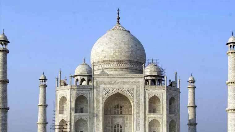 بھارت:ہندوتواغنڈوں کی تاج محل  میں بھگوا پرچم لہرانے کی کوشش