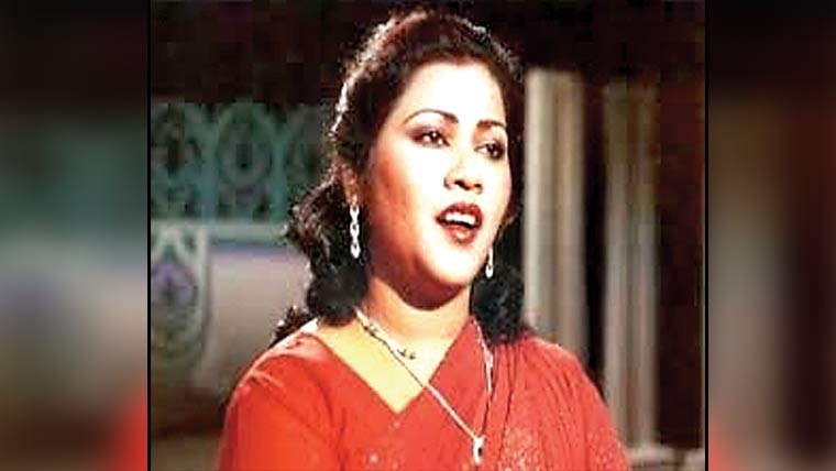 گلوکارہ مہنا زبیگم کی  تیرہویں برس منائی گئی