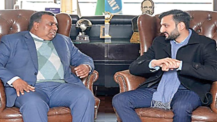 بنگلہ دیشی ہائی کمشنر کا یونیورسٹی آف مینجمنٹ اینڈ ٹیکنالوجی کادورہ 