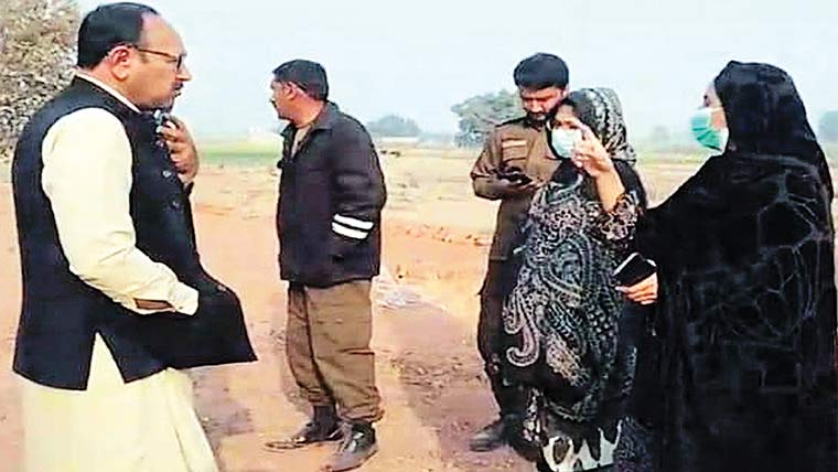 سموگ کے خاتمے کیلئے بڑا کریک ڈاؤن، تین بھٹے مسمار