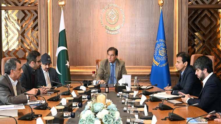 گندگی پھیلانے والوں کیخلاف کارروائی، جرمانے کئے جائیں، رندھاوا