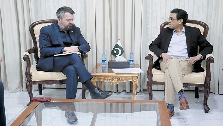 خالد مقبول صدیقی سے برٹش کونسل کے وفد کی ملاقات