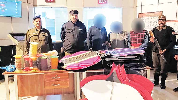 3پتنگ فروش گرفتار،226پتنگیں،  کیمیکل ڈور برآمد،مقدمات درج