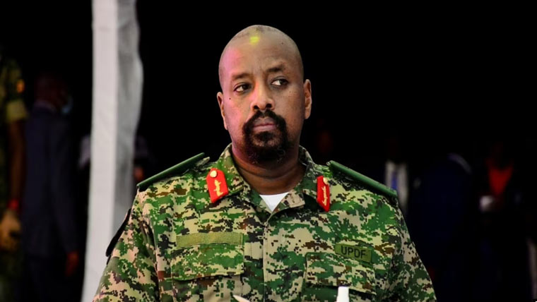 یوگنڈا :آرمی چیف کی  اپوزیشن رہنما کو قتل کی دھمکی