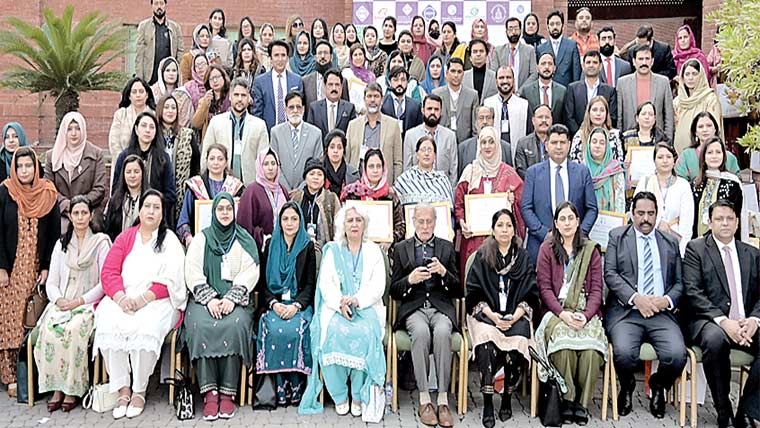 الائیڈو ایفاسکولز کے اشتراک سے پرنسپلز کانفرنس کاانعقاد