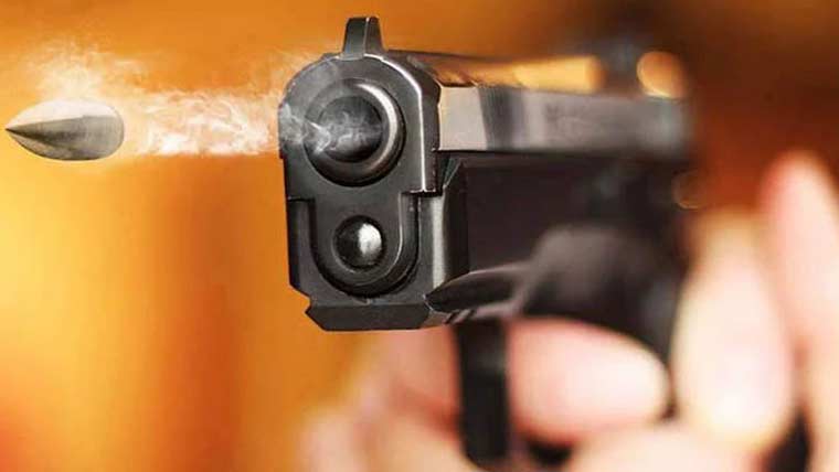 ڈسکہ:ڈاکوئوں کی لوٹ مار ، مزاحمت پر فائرنگ ، ایک زخمی 