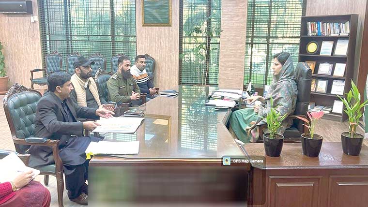  بھمبر روڈپر ٹریفک مسائل کا حل ، عارضی پارکنگ بنانے کا فیصلہ 