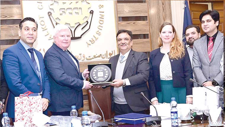 جمہوریہ چیک کے سفیر کا سیالکوٹ چیمبر آف کامر س کا دورہ 