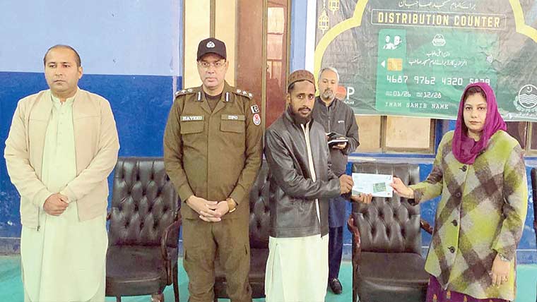 ڈی پی او ڈاکٹر نوید عاطف نے شہریوں کے مسائل سنے 