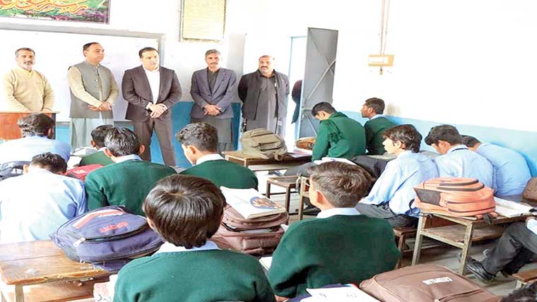  اسد عباس مگسی کاگورنمنٹ بوائز،گرلز ہائی سکول کے دورے