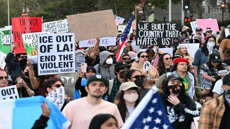 امریکا :ٹرمپ کی امیگریشن پالیسیوں  کیخلاف ملک بھر میں مظاہرے