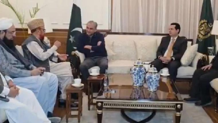 وزیر داخلہ سے علما وفد کی ملاقات ، مسائل کے حل کیلئے کمیٹی قائم 