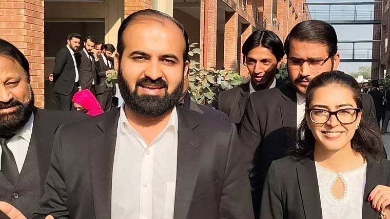 ایمان، ہادی کو پولیس کے حوالے نہیں کیا جائے گا:وکلا رہنما 