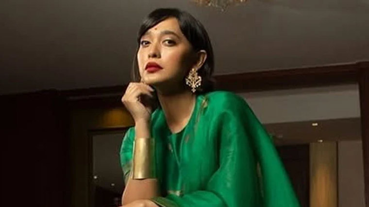 اداکاری شروع کرنے پر والدہ نے اپنی  کلائی کاٹنے کی دھمکی دی:سایانی گپتا