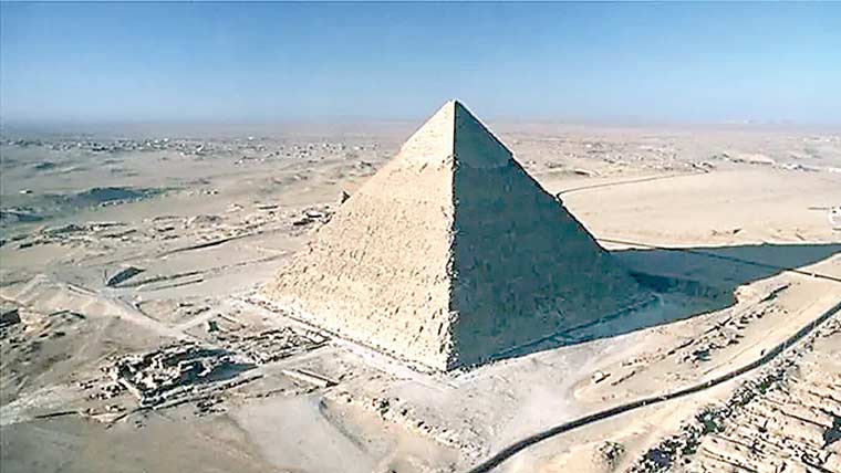 برطانوی میڈیااہرام مصر کی تعمیر کا نیا نظریہ سامنے لے آیا 