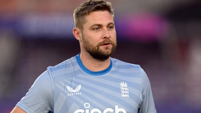 انگلینڈ ٹیم کے سلیکٹر لیوک رائٹ  کا مستعفی ہونے کا فیصلہ