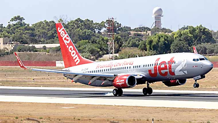  طیارہ 30 سے زائد مسافروں کو ائیرپورٹ میں بھول گیا