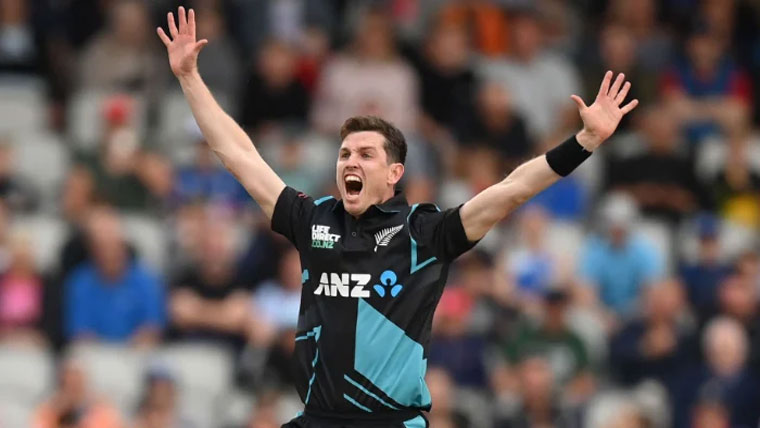 نیوزی لینڈ کے فاسٹ بالر ایڈم ملن  ورلڈ کپ سے باہر 