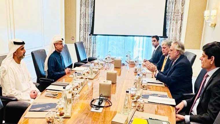 اسحاق ڈار کا دورہ امارات، 3 ارب ڈالر قرض کو سرمایہ کاری میں بدلنے کی راہ ہموار