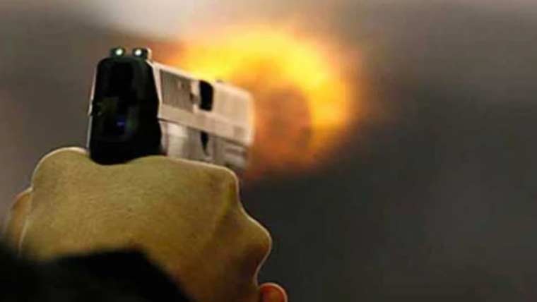 مسلح افراد کی فائرنگ سے  نوجوان زخمی، ہسپتال منتقل 