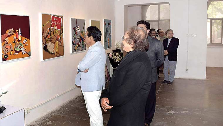 کبھی 18 ویں ترمیم رول بیک کرنے کی بات نہیں کی، خالد مقبول 