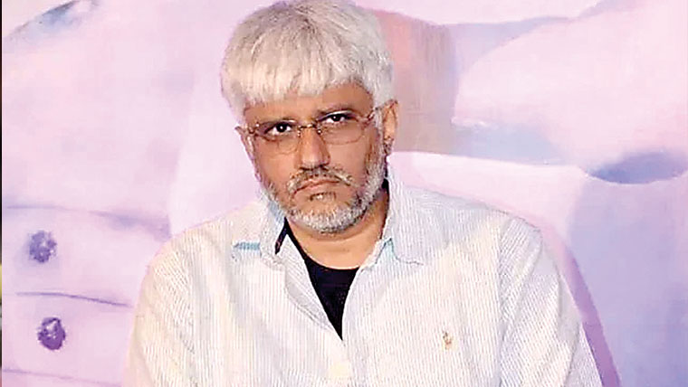 بالی ووڈ پروڈیوسر وکرم بھٹ  اور بیٹی کیخلاف فراڈ کا مقدمہ