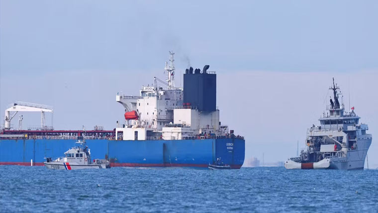  فرانس :روسی تیل کی غیرقانونی ترسیل  آئل ٹینکر کا بھارتی کپتان گرفتار