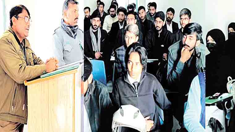 ٹریفک پولیس کا آگاہی پروگرام  طلبہ میں روڈ سیفٹی شعور اجاگر