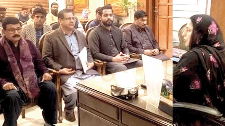 ڈی سی خانیوال کا نہروں کی صفائی نہ ہونے پر اظہار برہمی