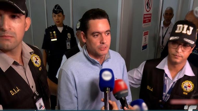 بدعنوانی کا الزام ،پاناما کے سابق  نائب صدرگیبریل کاریزو گرفتار