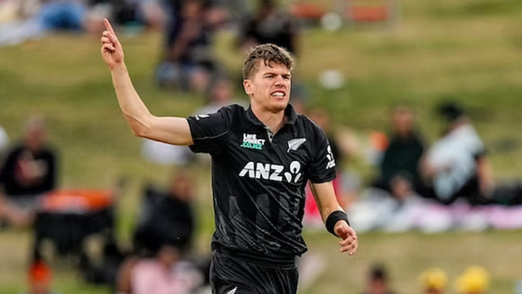  ورلڈ کپ کیلئے بین سیئرز بطور ٹریولنگ  ریزرو کیوی سکواڈ میں شامل 