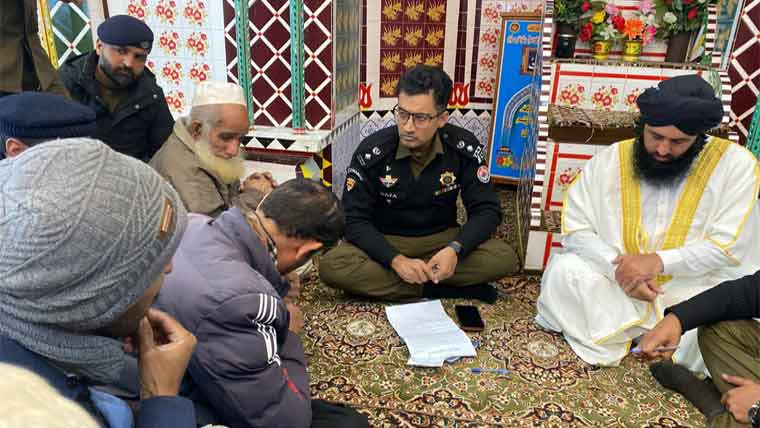 ڈی پی او مری کی کھلی کچہری شہریوں کے مسائل سنے 