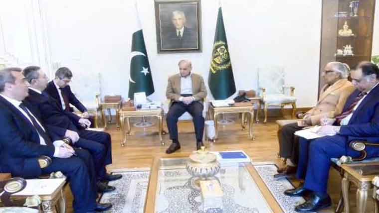 وزیراعظم سے صدر آذربائیجان  کے خصوصی نمائندے کی  ملاقات،خط حوالے کیا