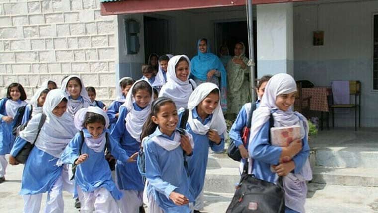  پنجاب کے سکولوں میں آج سے  سمر کیمپ چلانے پر پابندی 