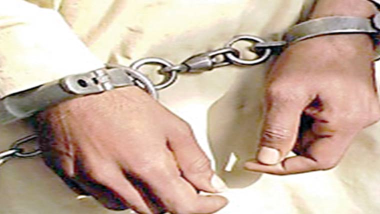 موٹر سائیکل چور گینگ پکڑا گیا