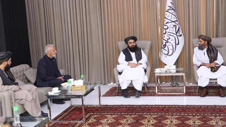 افغان طالبان اور انکے مخالفین علی خامنہ ای کے جنازے میں 