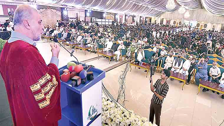 پنجاب میں 1 کروڑ بچے سکولوں سے باہر، یکساں نظام تعلیم ہونا چاہیے : حافظ نعیم 