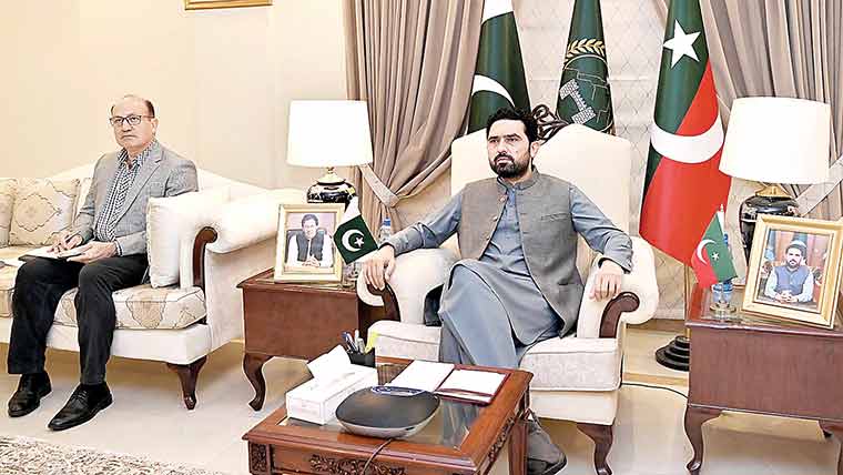 بس حادثہ:وزیراعلیٰ پختونخواکا متاثرین کیلئے مالی امداد کا اعلان